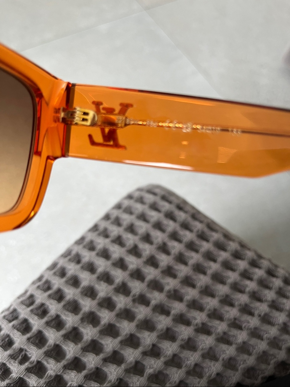 Louis Vuitton Orange Transparent Sunglasses with Gold LV Hardware - Picture 6 of 6